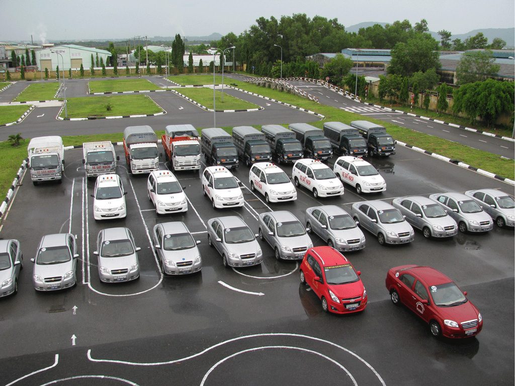 trường dạy lái xe sài gòn tourist